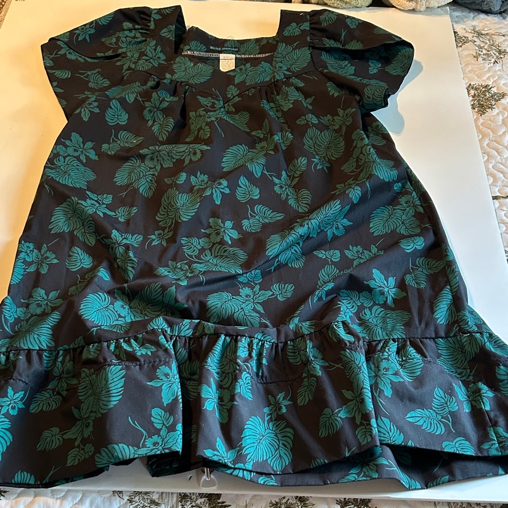 Floral women’s dress in Black and Green